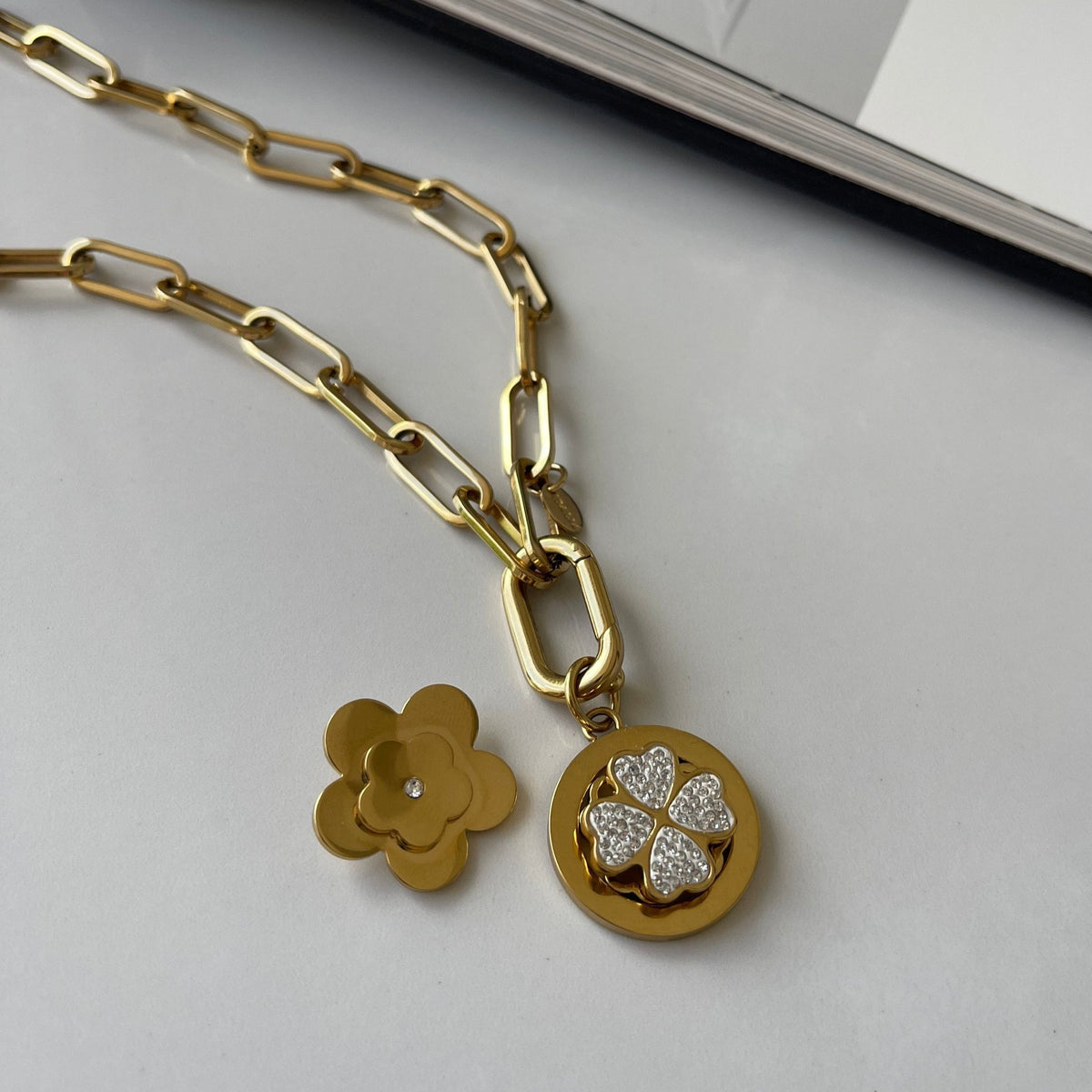 Heart Clover Medallion Necklace | Interchangable