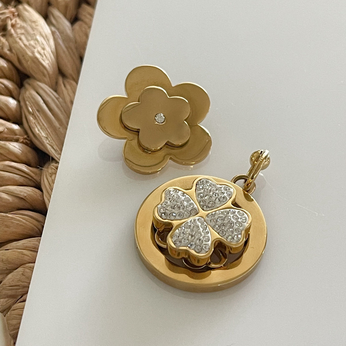 Heart Clover Medallion Necklace | Interchangable