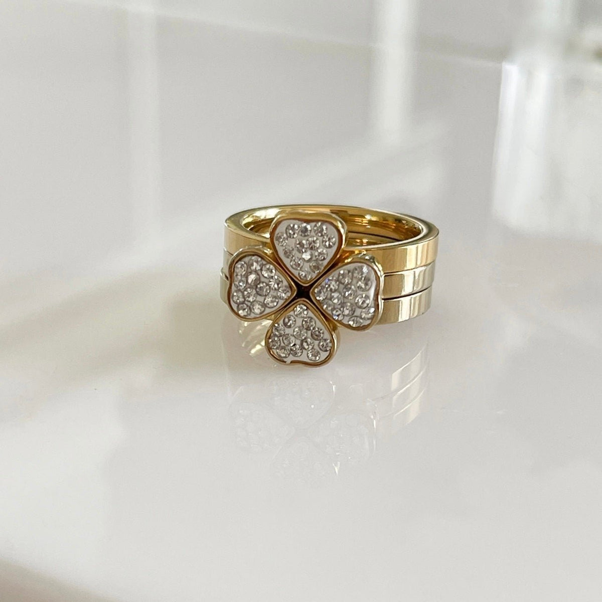 Heart Clover Ring | Stackable